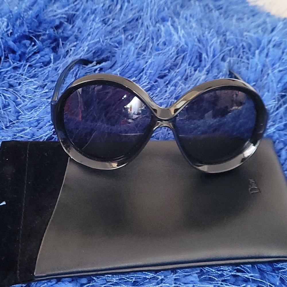 Women's Sunglasses Brand new